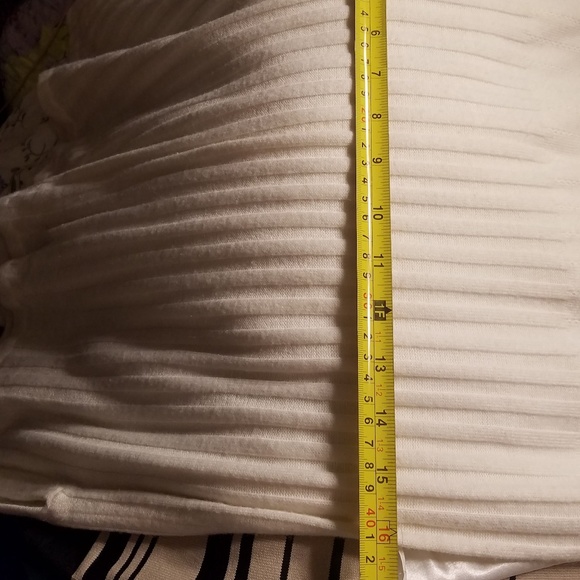 🚫DONATED🚫Vintage Hillard & Hanson Half-Ribbed Detailed Sweater - Picture 4 of 7